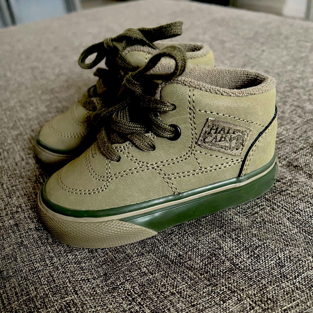 Baby vans half cab